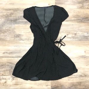 polka dot Robbie dress by brandy melville